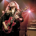 Visszatér a szárnyaló blues-rocker