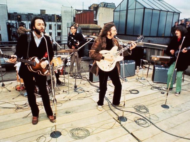 Eddig sosem látott felvételek az új The Beatles-filmben, a Gyűrűk ura rendezőjétől