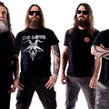 Slayer klasszikusból is lehet karácsonyi dalt faragni