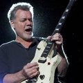 "Hé, Ed! Hiányozni fogsz! Találkozunk a túloldalon!" - Eddie Van Halennek ajánlott közös dalt mutatott David Lee Roth és John 5