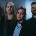 Illusztris társasággal érkezik a Lorna Shore Budapestre
