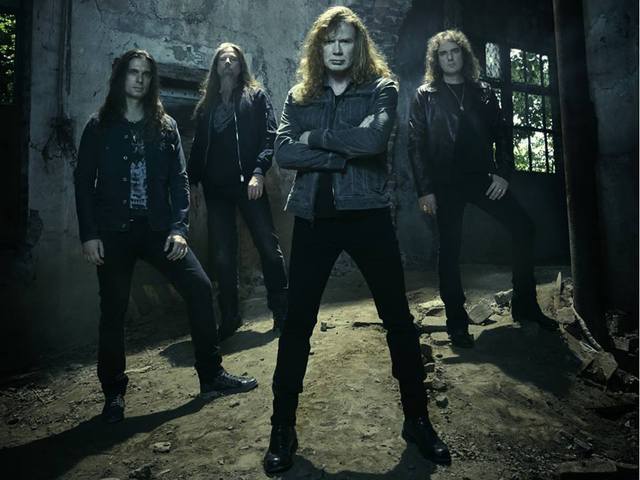 A rajongók áttörték a biztonsági kordont, levonult a színpadról a Megadeth