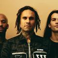 Kilépett a Fever 333 kétharmada