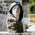 Előkerült Jim Morrison 40 éve eltűnt mellszobra