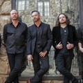 Bemutatkozott a Sevendust basszusgitárosának zenekara a The CEO