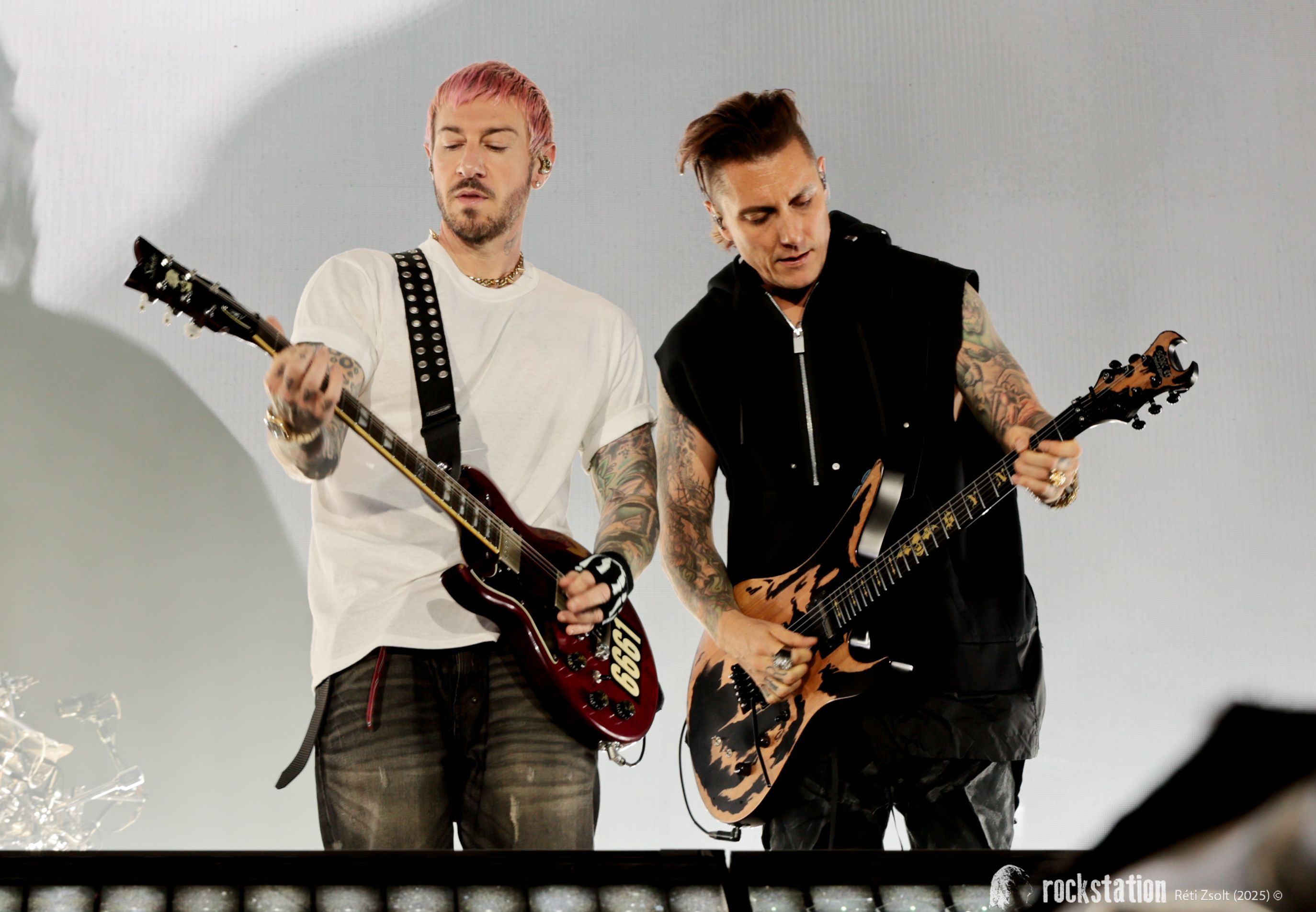 AVENGED SEVENFOLD