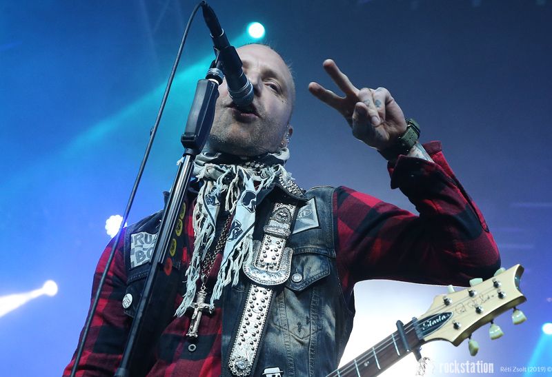 0backyardbabies2019_04_eredmeny.jpg