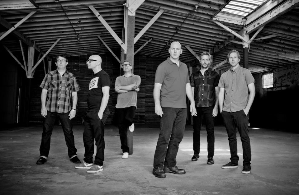 Bad Religion band 2012.jpg