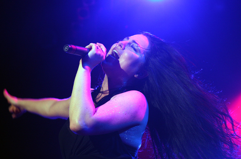 0evanescence2012_13.jpg