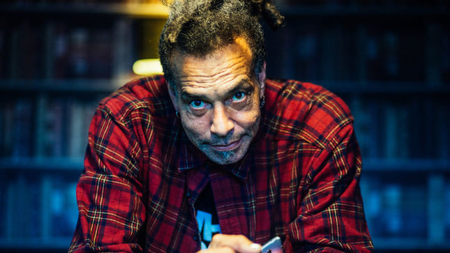 chuck_mosley.jpg