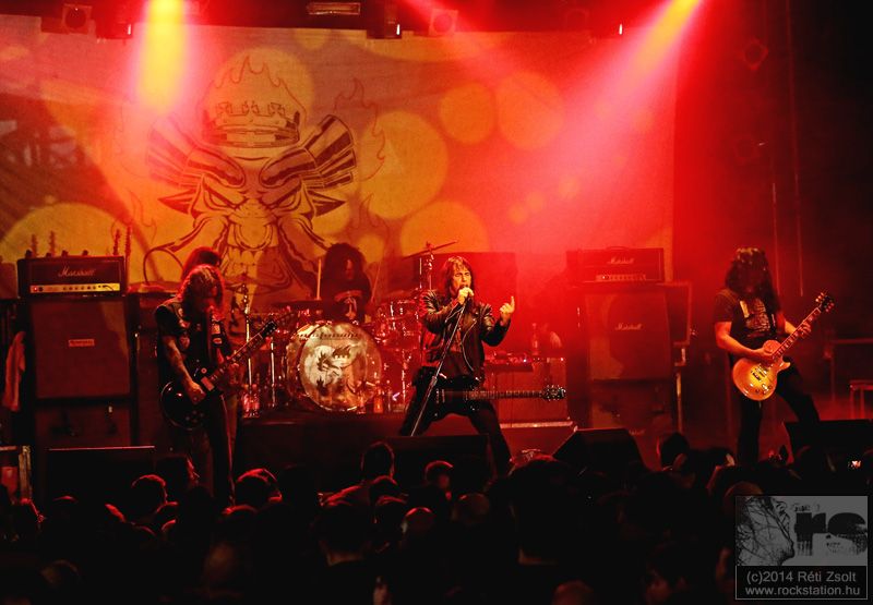 0monstermagnet2014_26.jpg