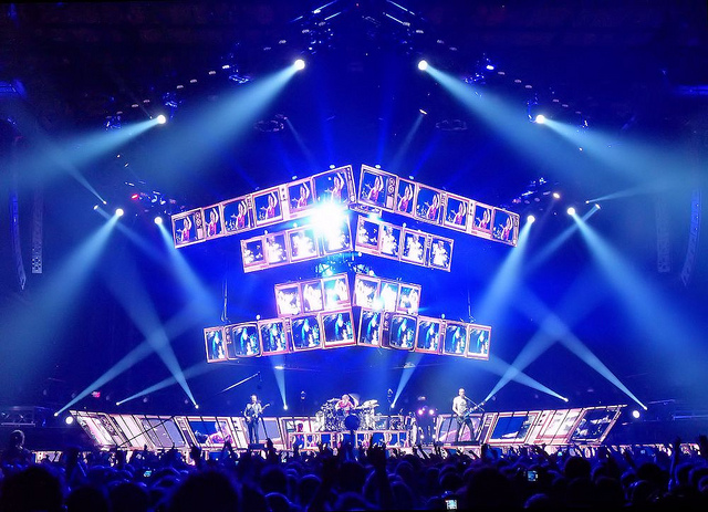 Muse live2012.jpg