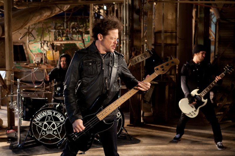 Newsted video.jpg