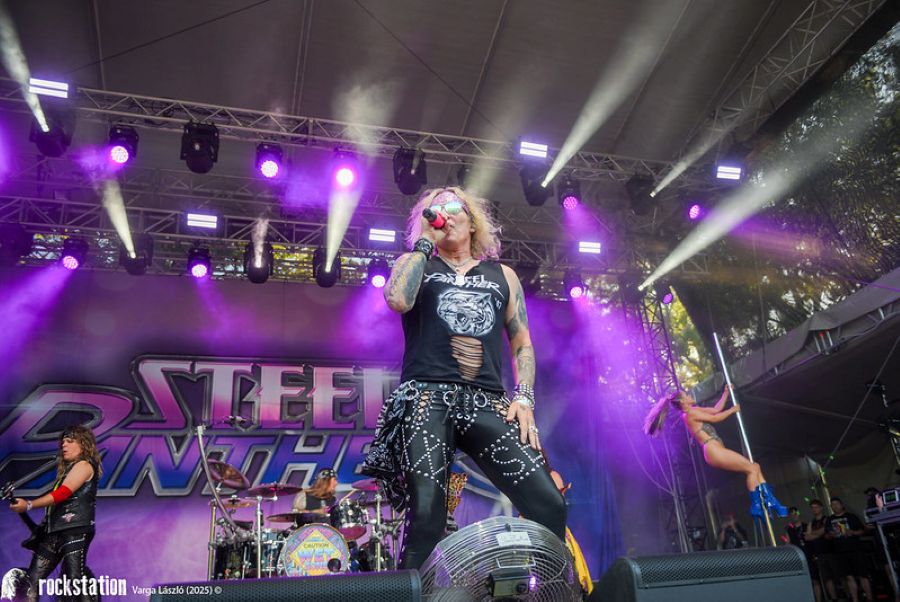 steel_panther_2025_1.jpg