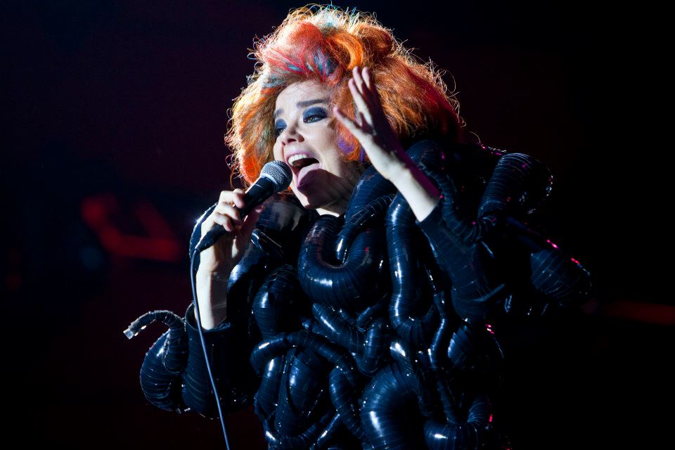 Roskilde2012Björk2.jpg