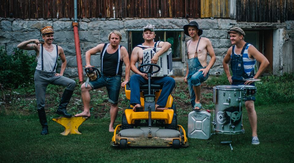 steve-n-seagulls2.jpg