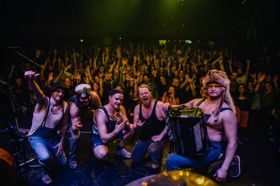 steve_n_seagulls_2015_live.jpg