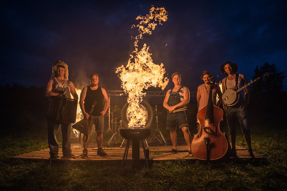 steve_n_seagulls_2016.jpg