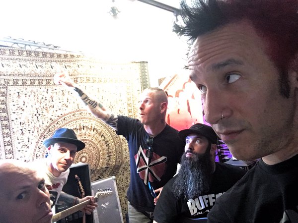 stonesour_1.jpg