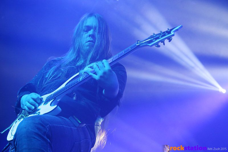 0stratovarius2015_41.jpg