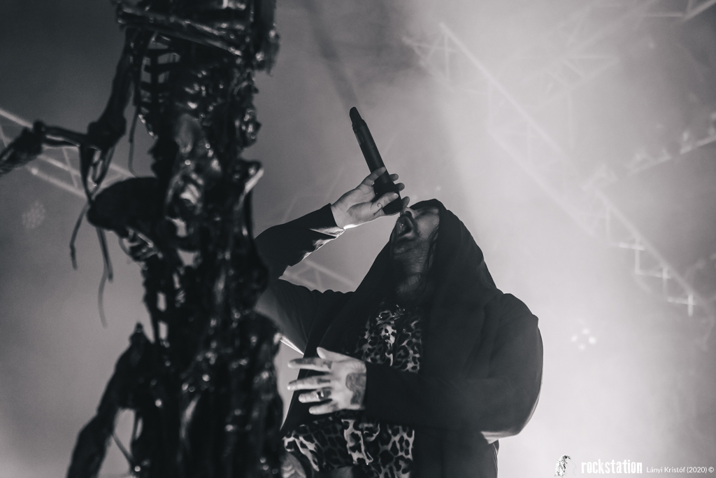 THY ART IS MURDER