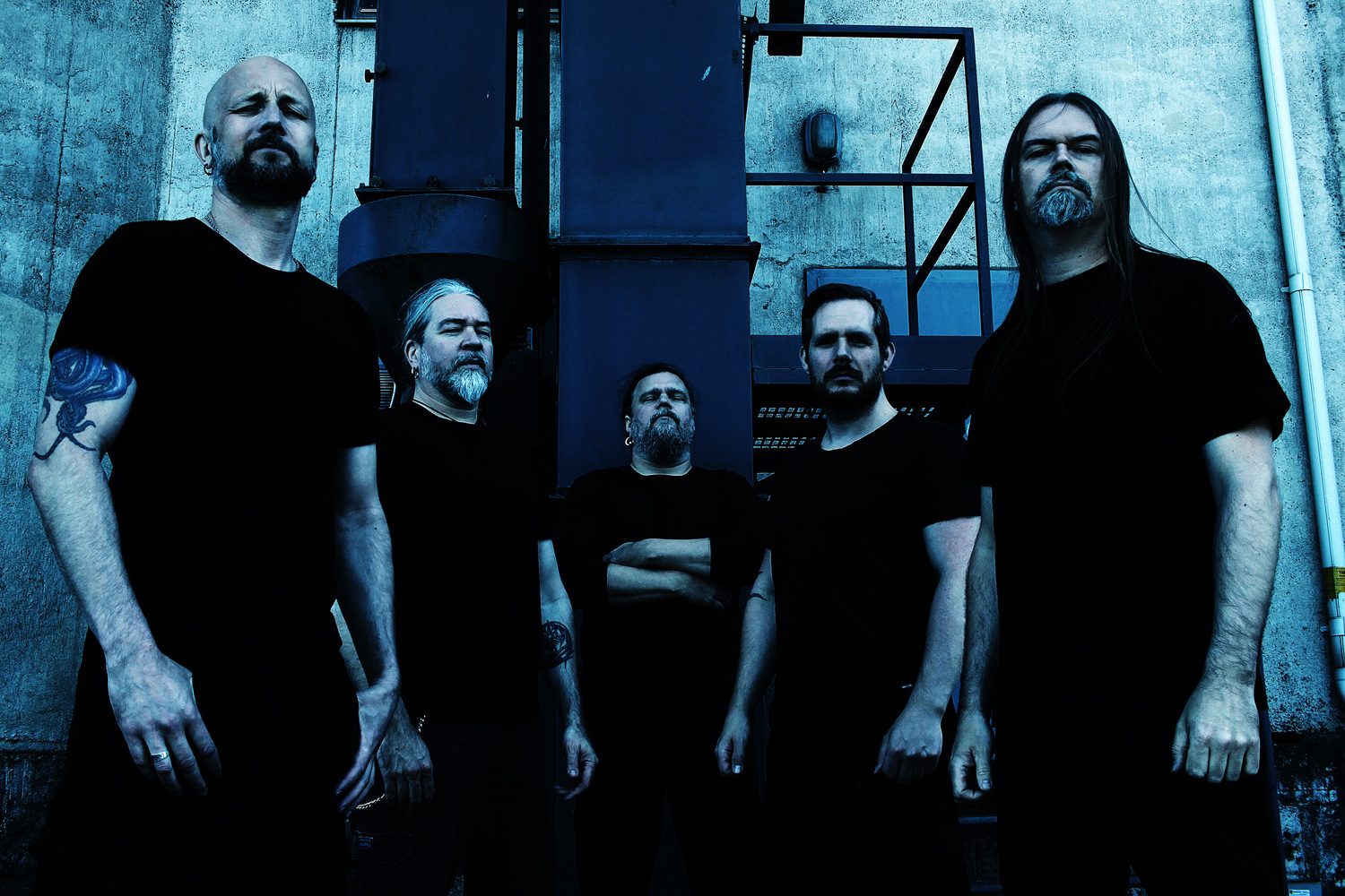 Meshuggah - ?<br /><br />A svéd mesterek idei éve néhány (köztük a magyar) koncertet leszámítva az új korong összekovácsolásáról szólt, úgyhogy vélhetően jövőre egy újabb adag hideg, fagyos fém fog a nyakunkba zuhanni.