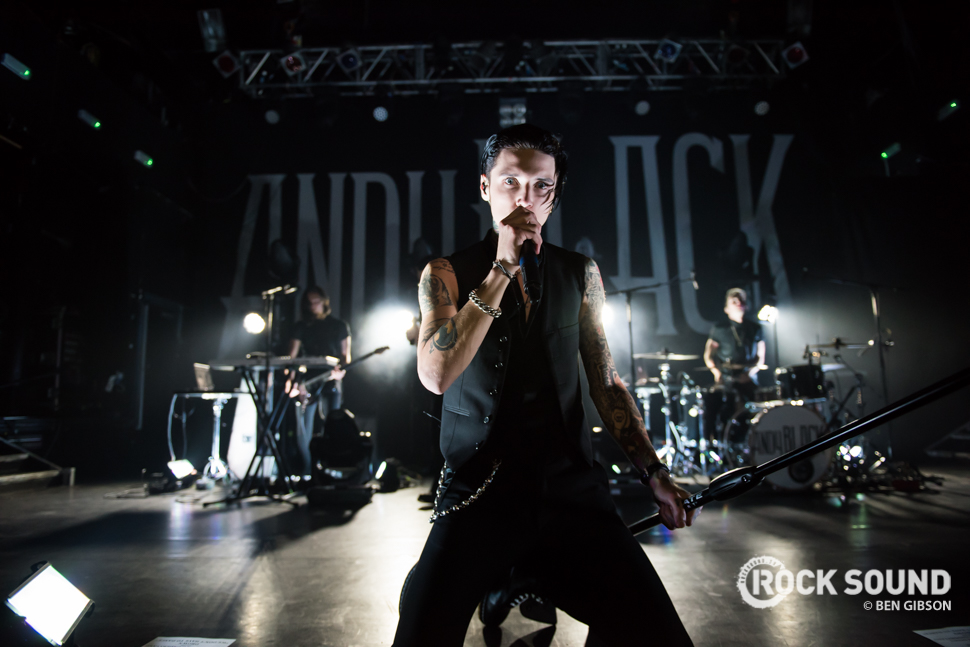 andyblack_londonkoko_bengibson06.jpg