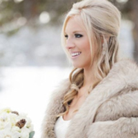 12 gyönyörű esküvői kabátka, hogy ne fázzon a menyasszony