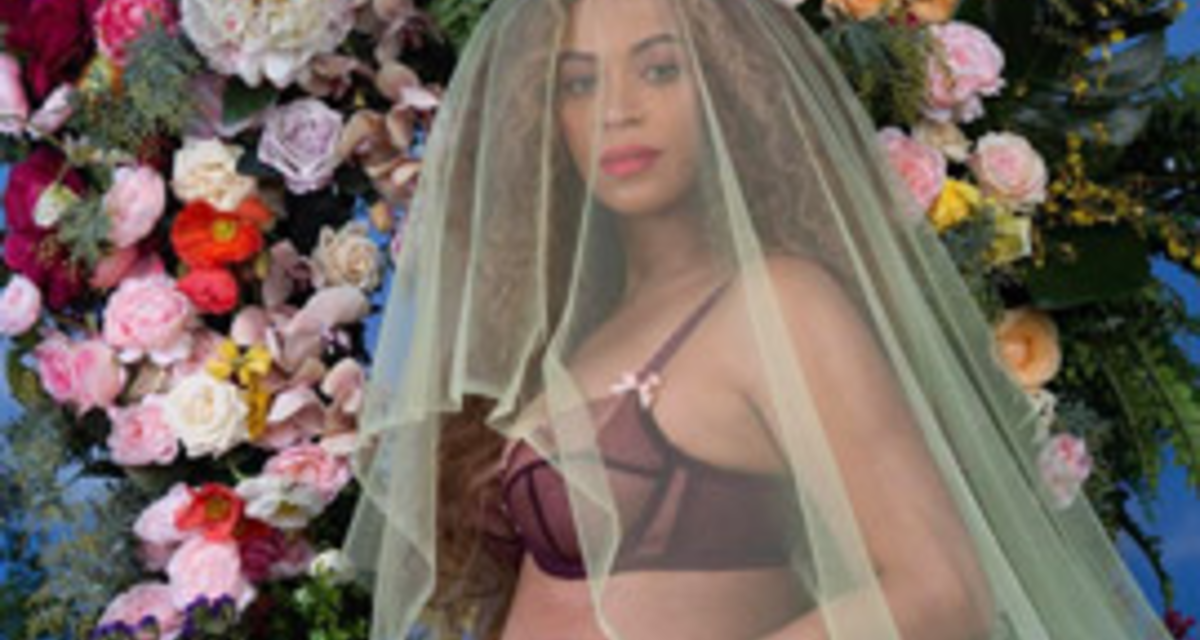 Hogy kerül Beyoncé egy lány ajkaira? Lenyűgöző fotó a sminkgurutól