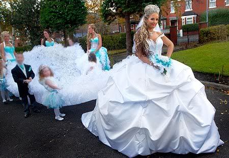 worst-wedding-dresses.jpeg