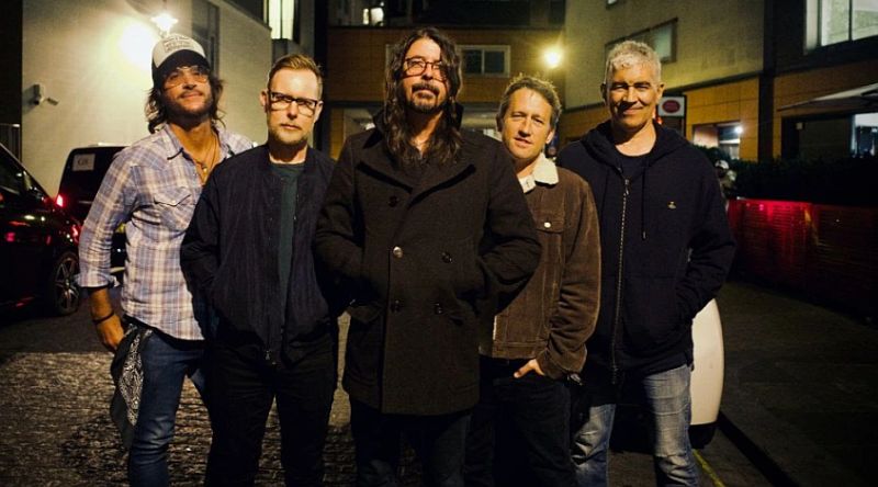 foo_fighters_2023_by_danny_clinch_webp.jpg