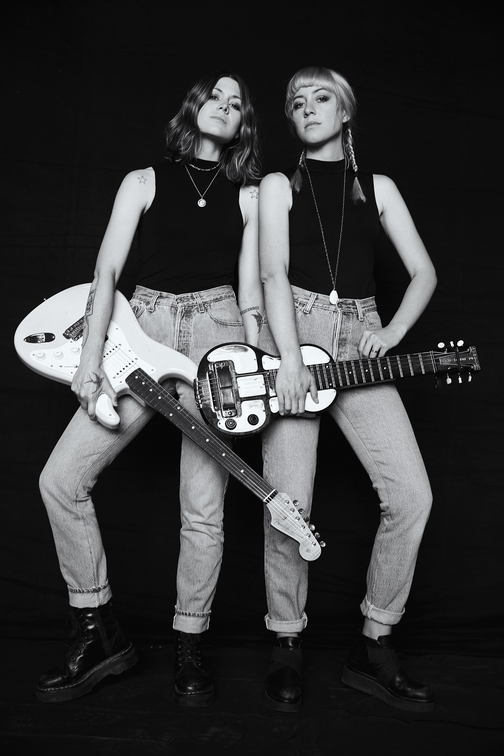 larkin_poe0101_1.jpg