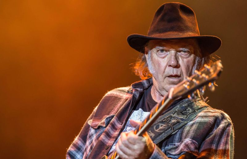 neil_young_2.jpg