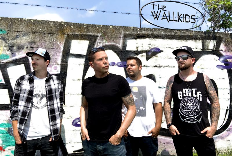 the_wallkids.jpg