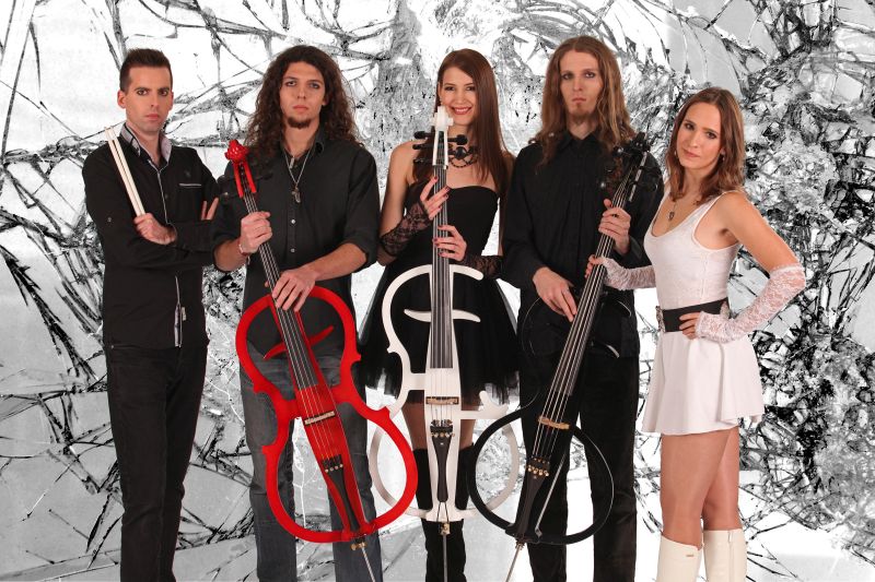 leecher_band_cellos_full_1a.jpg