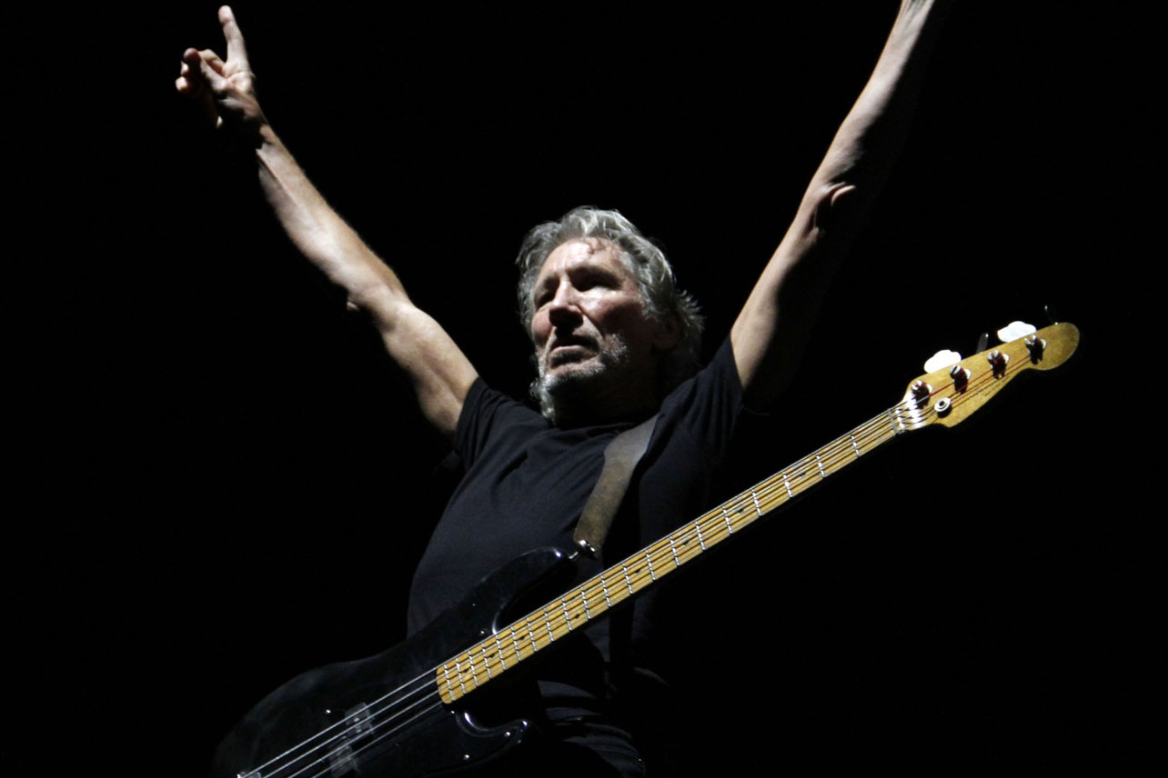 roger-waters-the-wall.jpg