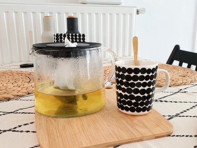 Citromfűtea a kertünkből