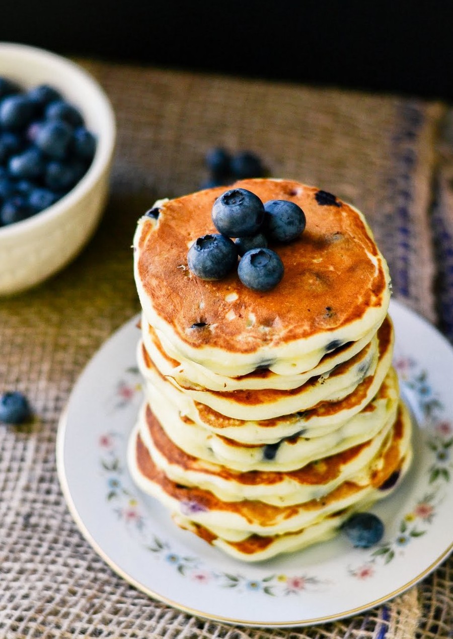 blueberry-pancakes-e1458621367751.jpeg