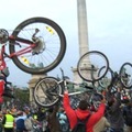 Critical Mass a Hősöktől a Moszkvásig!!