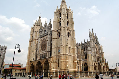 catedral_de_leon_vista_clasica.jpg