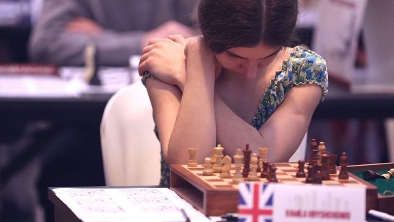skynews-kamila-chess_6354236.jpg