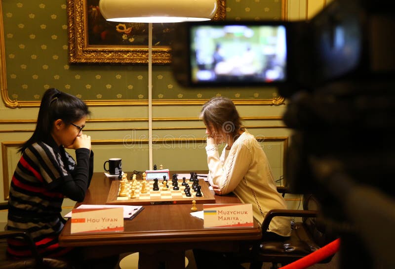 fide-women-s-world-chess-championship-match-mariya-muzychuk-vs-hou-yifan-lviv-ukraine-march-th-game-ukraine-china-68372763.jpg