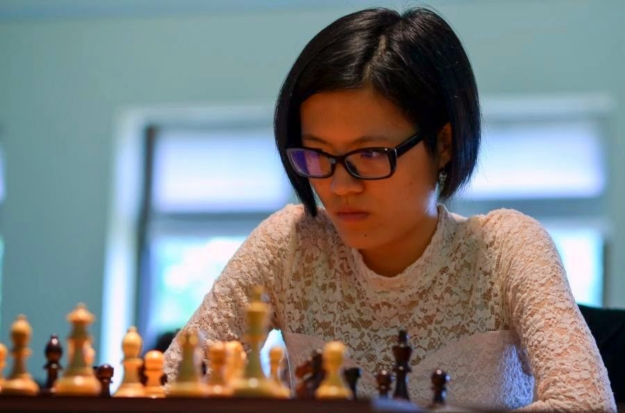 hou-yifan-001.jpg