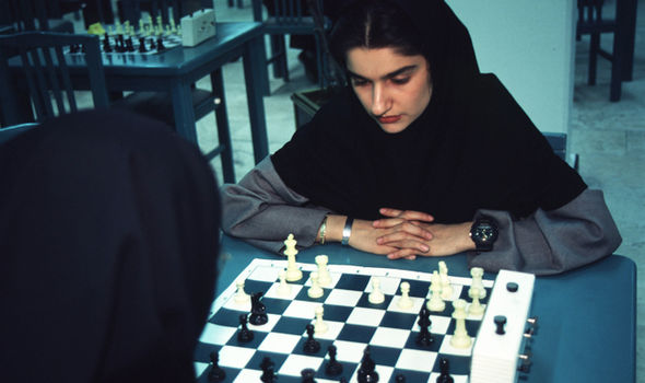iran-police-chess-669572.jpg