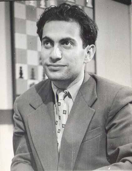 mikhail-tal-in-1957.jpeg