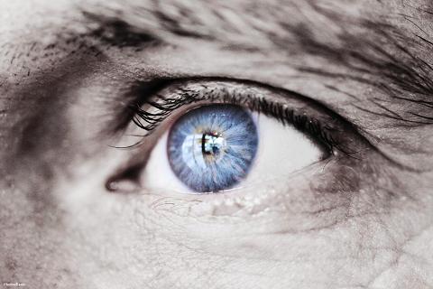 dark_face_blue_eye_man-other 2.JPG