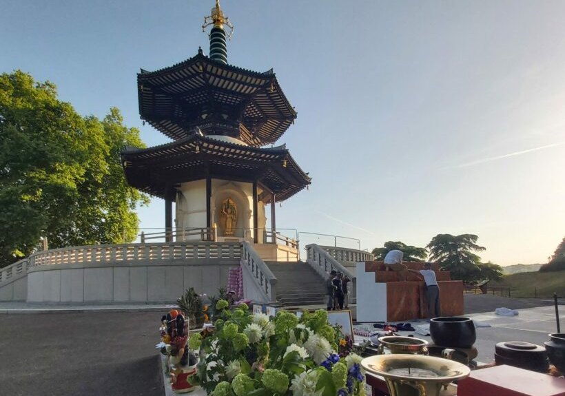 london-peace-pagoda-in-the-preparation-phase-820x820-1.jpg