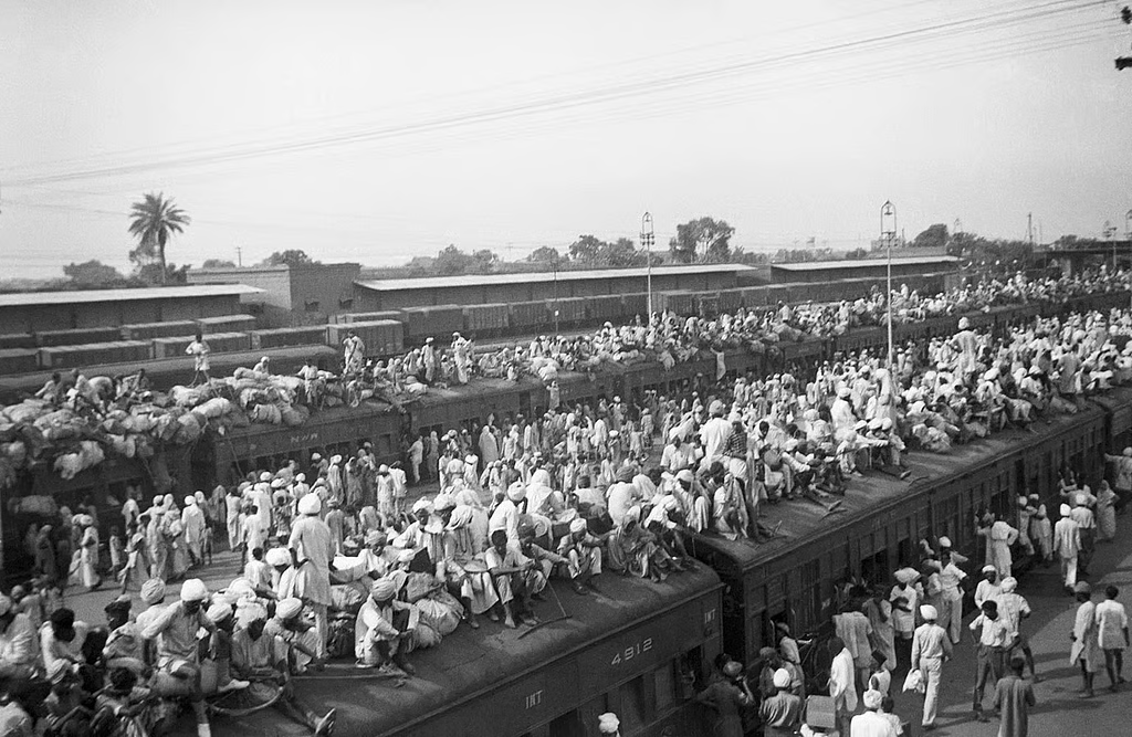 outlooktraveller_2025-10-04_qjfs6yjt_indian-refugees-1947-1.png