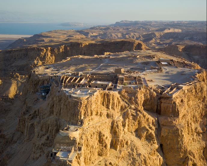 remnants-of-the-masada-fortress.jpg
