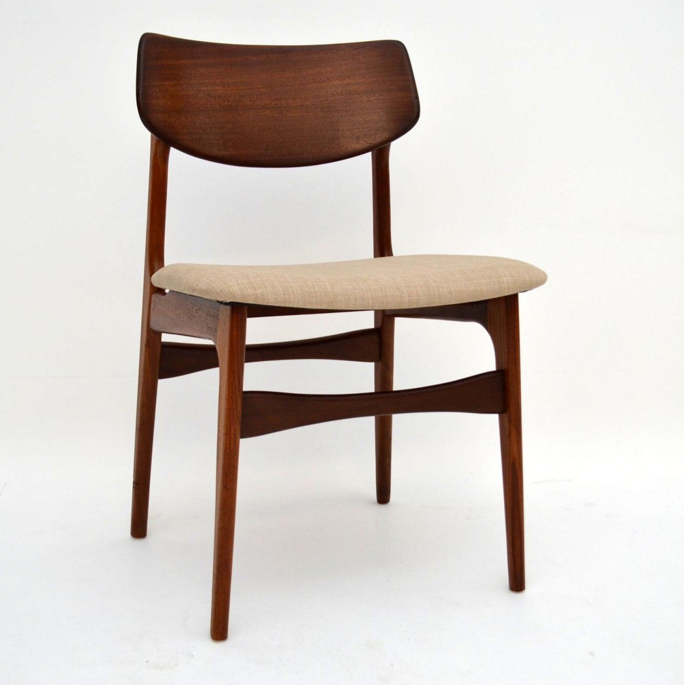set-4-retro-danish-dining-chairs-vintage-1960s_87902.jpg